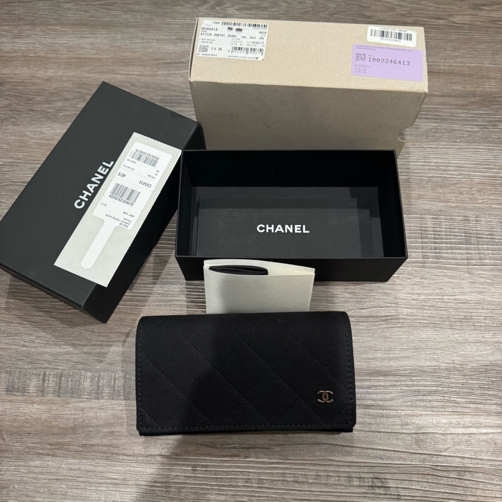 Chanel Butterfly CC Logo White and Black Sunglasses CH5414 - Picture 8 of 16